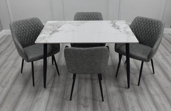 ARIANA TABLE + 4