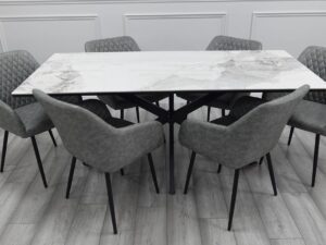ARIANA TABLE + 6